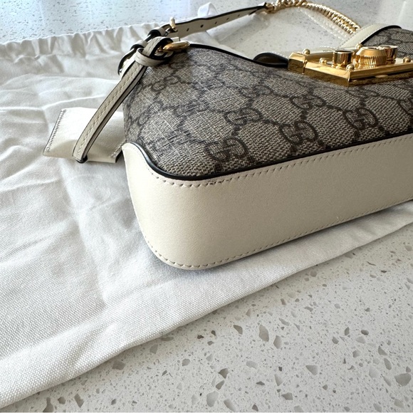 Gucci GG Monogram Padlock Small Shoulder Bag - Picture 3 of 16